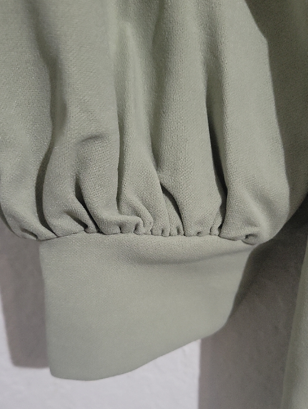 Cider Sage Green Crewneck Top New Size M - Picture 7 of 10